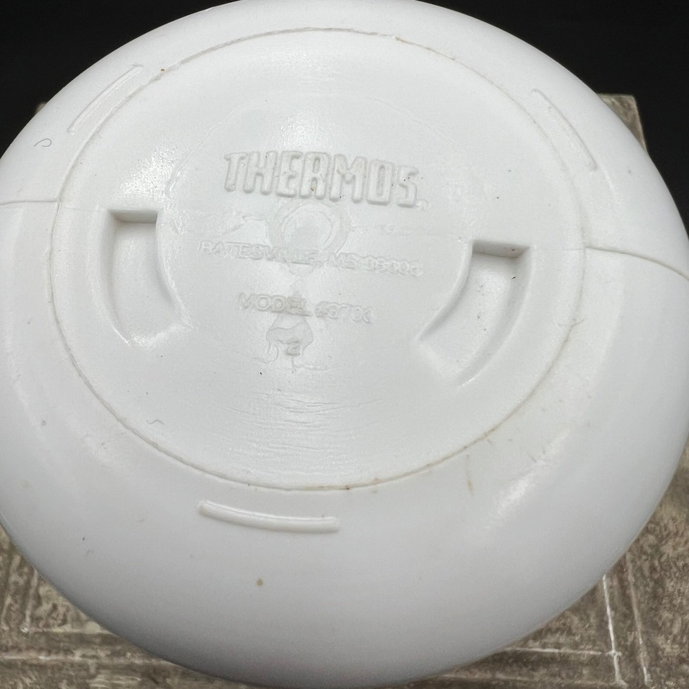 Vintage 1992 Thermos Biological Material Biohazard Food Jar Model 6700 White Red - Picture 8 of 9